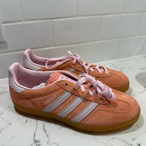 Adidas Gazelle Indoor size 7.5, fits like an 8
